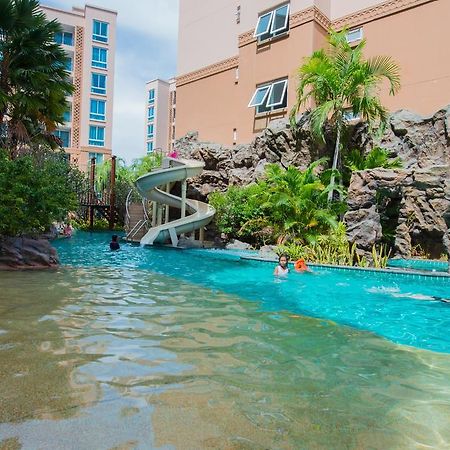 Atlantis Pattaya High Service Jomtien Beach Exterior photo